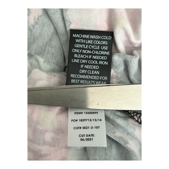 Torrid Super Soft Top Size 1X Black Floral Breast Cancer Ribbon Favorite Tunic - Picture 8 of 12